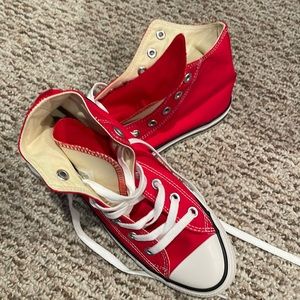 New! Converse women high tops size 7.5